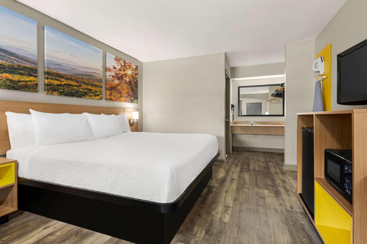 Days Inn By Wyndham Fulton Екстер'єр фото